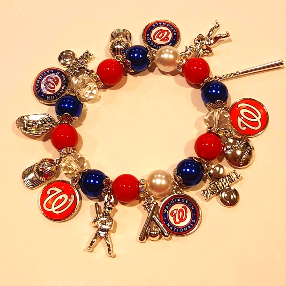 Charm Stretching Unisex Bracelet.New arrive sport football, Basketball, Rugby.